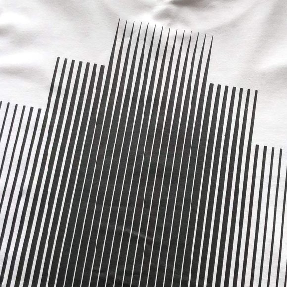 Cavermpt White Short Sleeve City Skyscraper Print T-Shirt - Picture 10 of 11